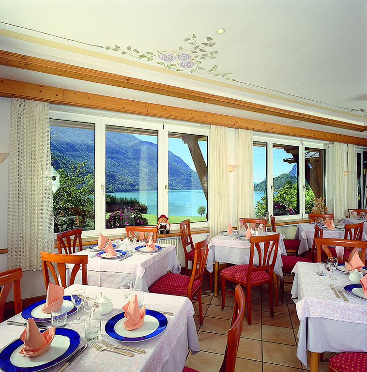 Hotel Des Alpes Molveno Ngoại thất bức ảnh