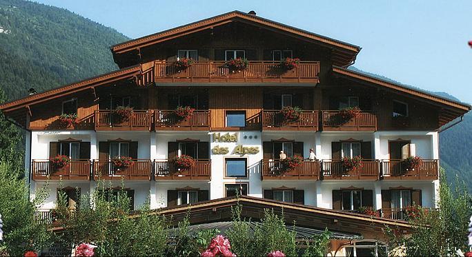Hotel Des Alpes Molveno Ngoại thất bức ảnh